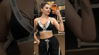 හින්දි නිලියක් තරම් ලස්සන එයා ❤️😍