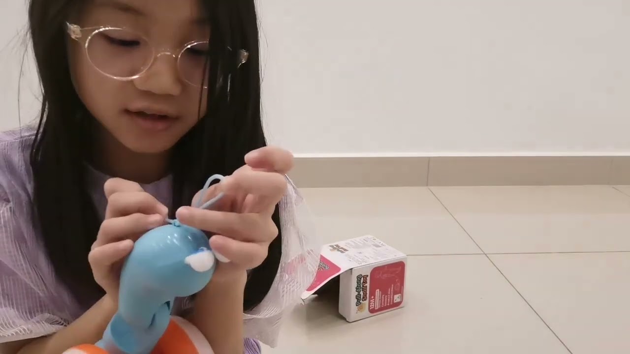 selling toys (pull along toy snail) pt 2