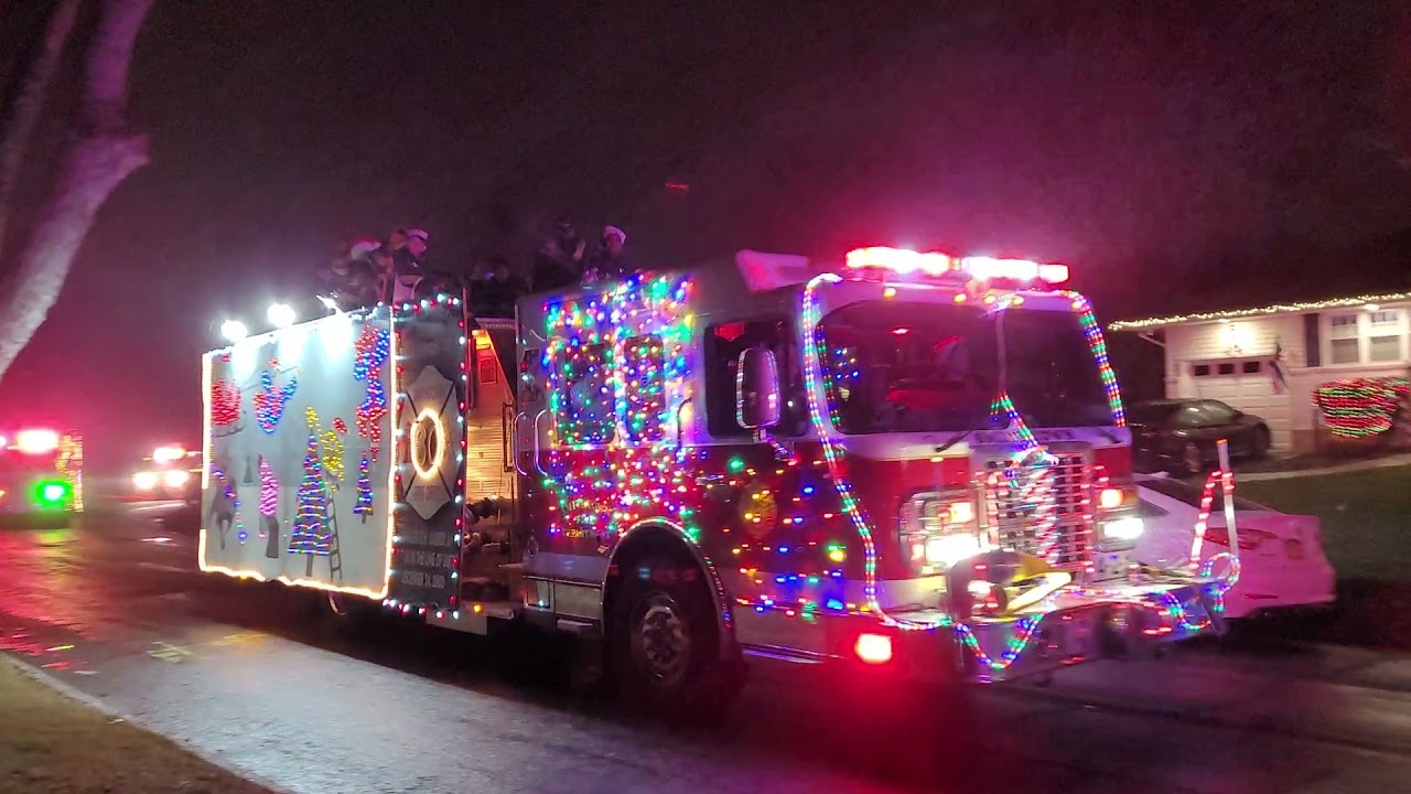 Smithtown Fire Department Christmas Parade December 18, 2021 1st pass by our house
