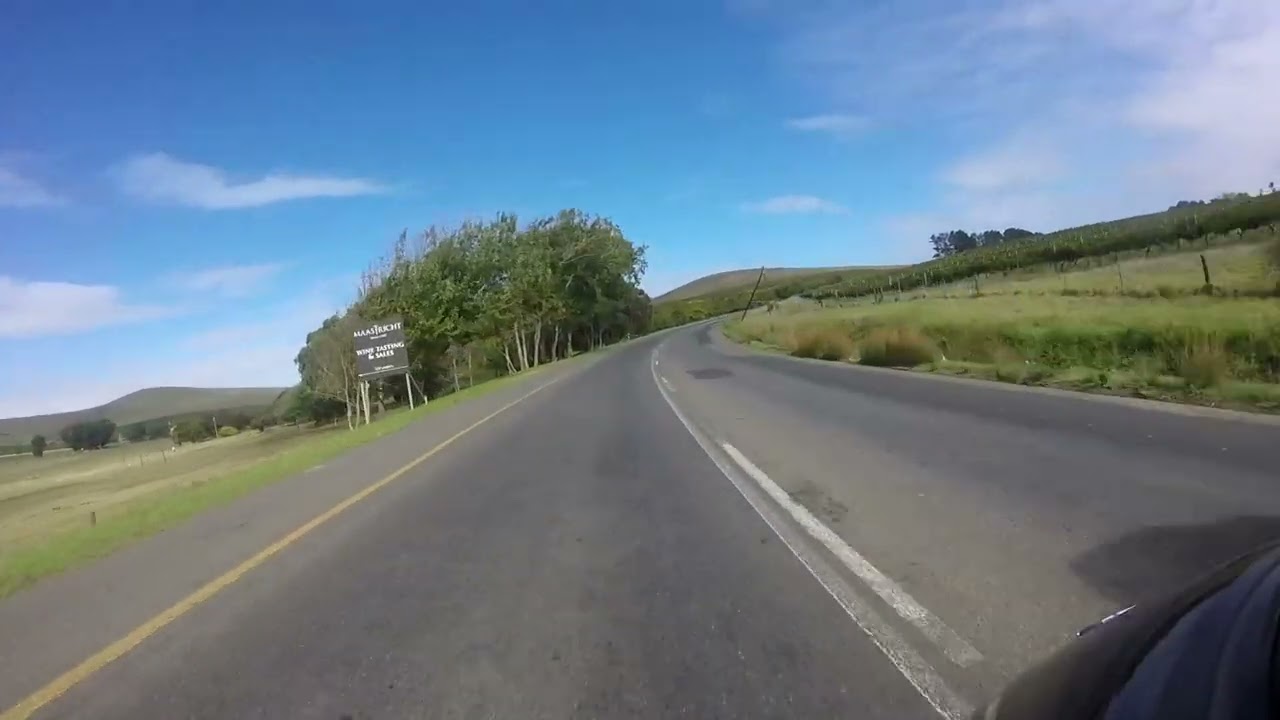 D4 - BEAUTIFUL ROADS - DURBANVILLE TO TABLEVIEW (N7)