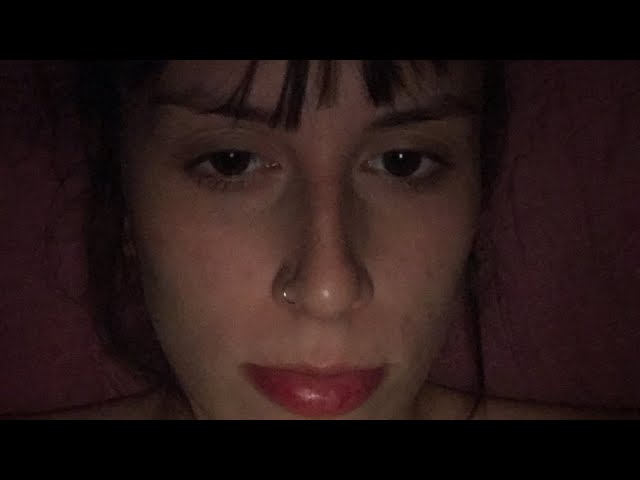 ASMR namorada te fazendo carinho até você dormir 😴