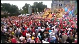 Jessica Simpson - Hark The Herald Angels Sing - LIVE - Disney World Parade