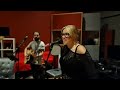 Amazing VOCALS surprised a group of musicians - Allie Sherlock &#39;California&#39;