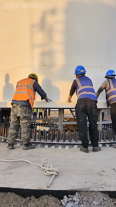 we are installing the core components of a very large fan.#shorts #konstruksi