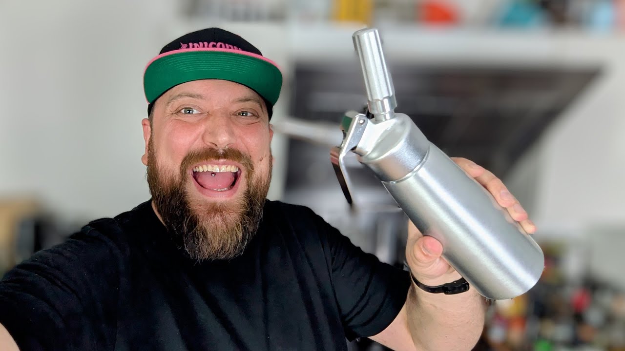 INFUSER UN ALCOOL EN QUELQUES MINUTES AVEC UN SIPHON !!