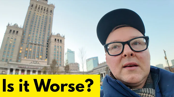 Nowo wyremontowany Plac Defilad w Warszawie