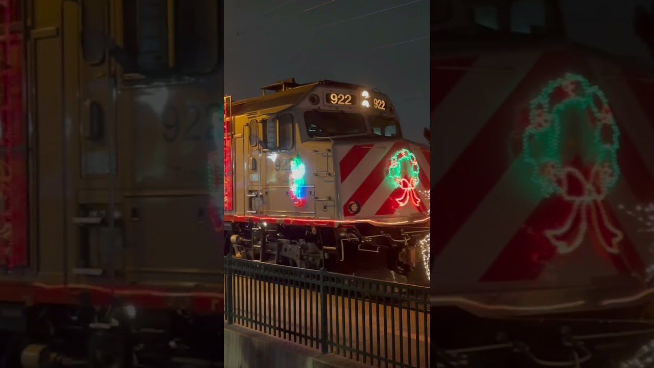Caltrain Christmas Train 2022 Caltrain Holiday/Christmas Train 2021 Departing Santa Clara, Ca #Shorts -  Youtube
