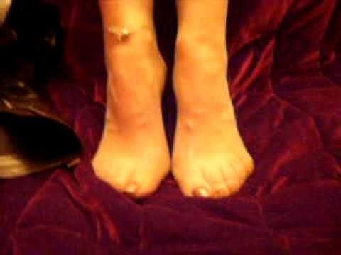 Giselle Foot Fetish Toe Spreading In Clear Nylons After A Sweaty Night