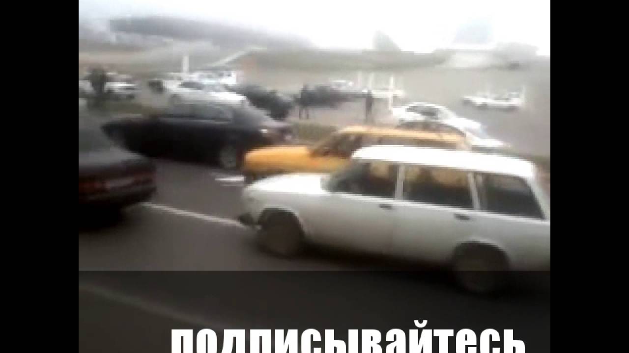 Машина гонится за полицией