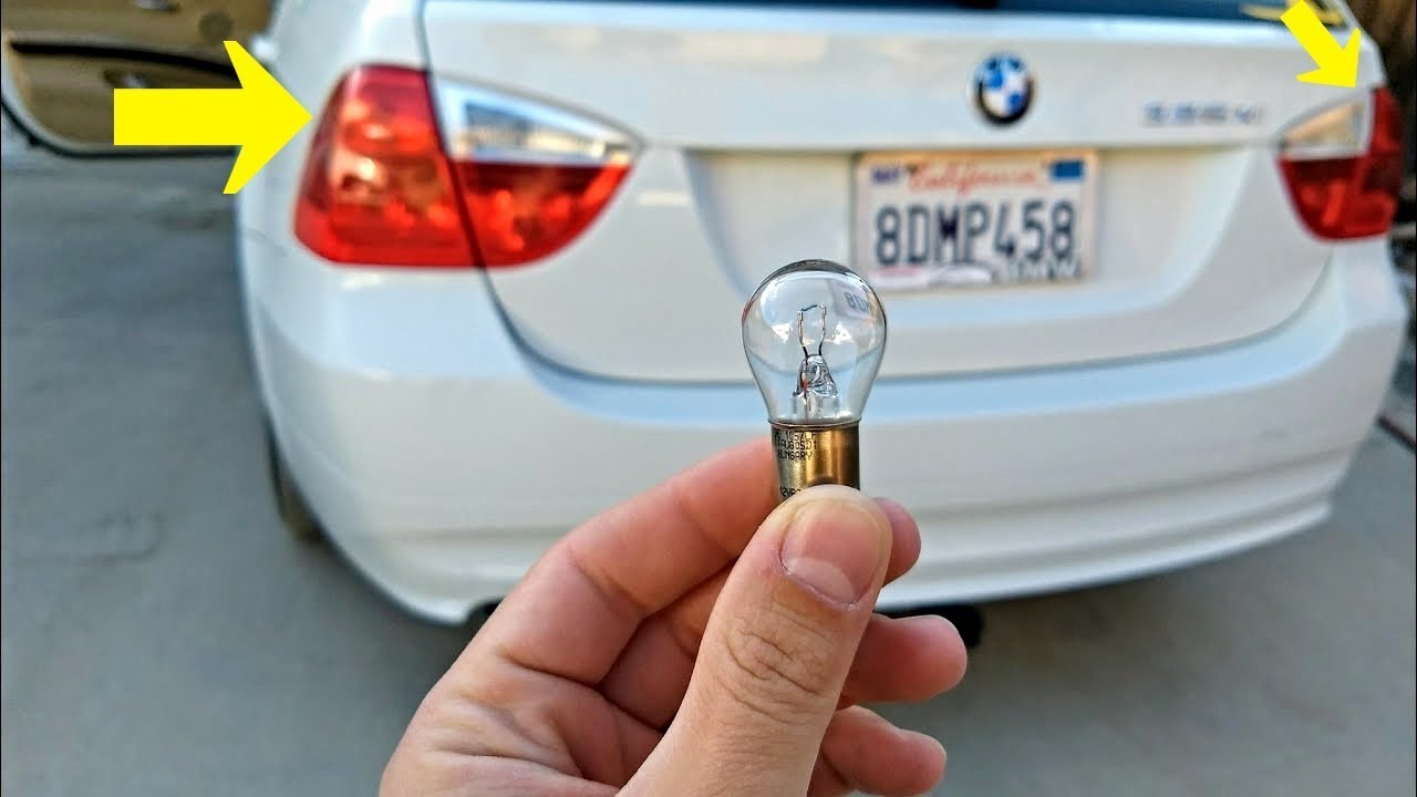 HOW TO REPLACE REAR TURN SIGNAL LIGHT BULB ON BMW 325i 328i 330i 335i