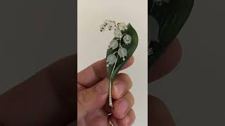 Vintage carved jade and rock crystal lily of the valley brooch #brooch #vintagejewelry #vintagegems