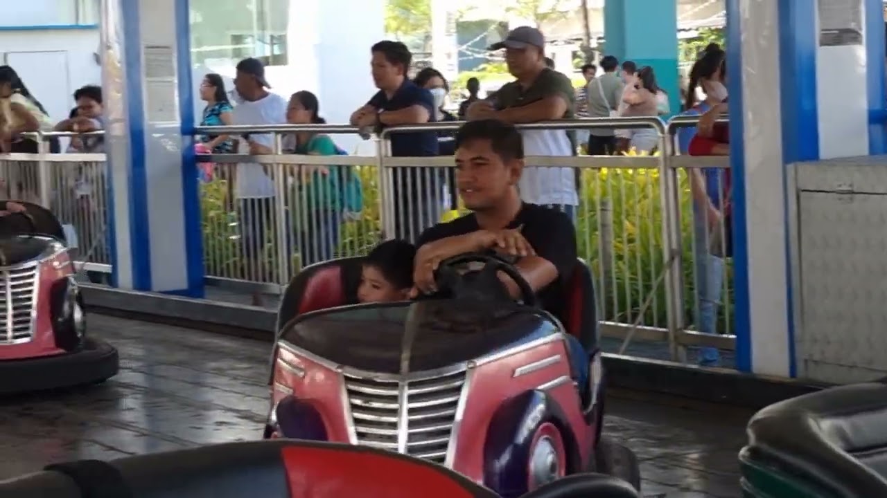 HOW TO DRIVE BUMPER CAR AT MOA