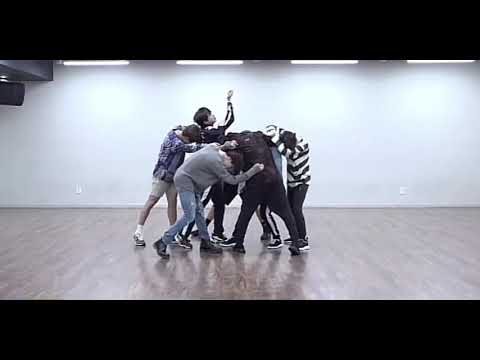BTS ‘Fake Love’ Reverse Dance Practice 