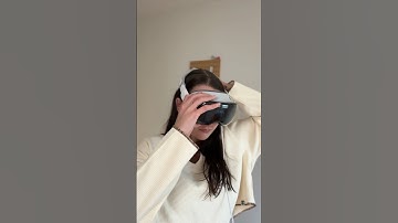 Created by Lucas Couto, in #Spline ✨ #visionpro #ios #3ddesign #appdesign #apple #visionos #3dui #ui