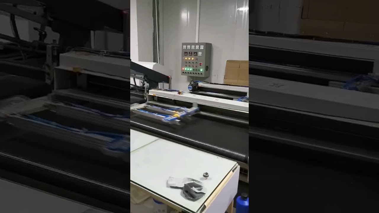 One Uv dryer for two screen printer - save cost and space/. High efficiency