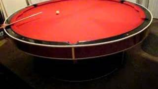 round pool table