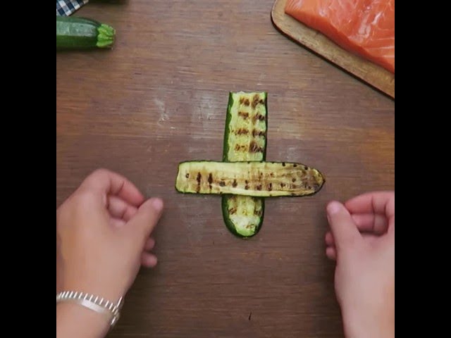 ENROLADINHO DE SALMÃO E ABOBRINHA: O PRATO GOSTOSO MAS LIGHT, PERFEITO PARA O VERÃO!