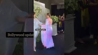 Kareena Kapoor And Shilpa Shetty Looking Hot In Saree Spotted At Sidharth And Kiara Advani Reception