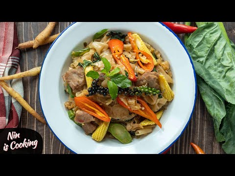 태국식 팟키마오(Drunken Noodles) 돼지고기 볶음면