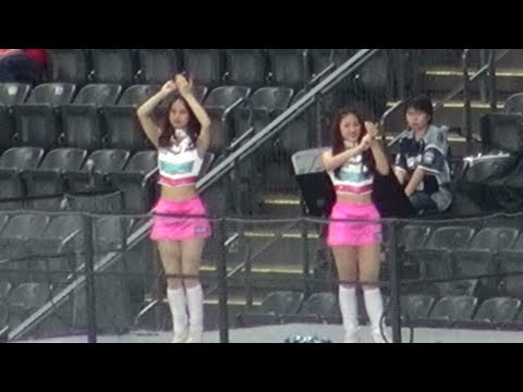 170928 寿司を握りまくるファイターズガール（まみ・うらん）