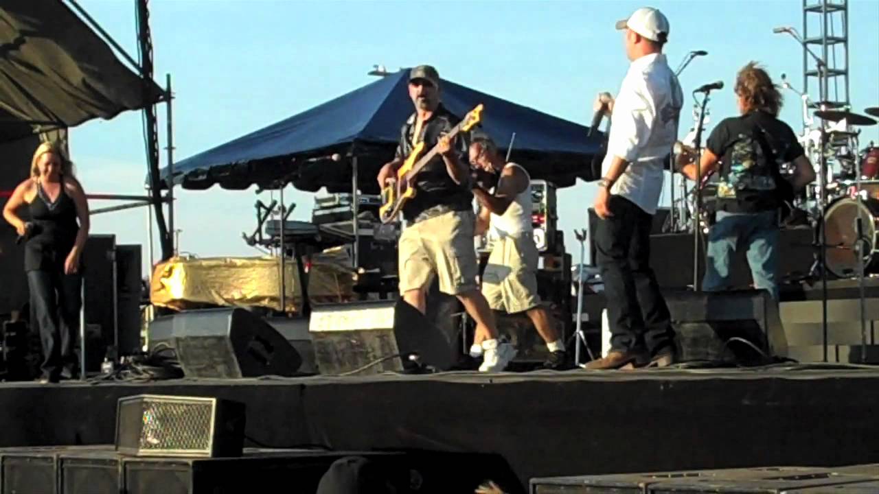 Shagnasty- She's Country - YouTube