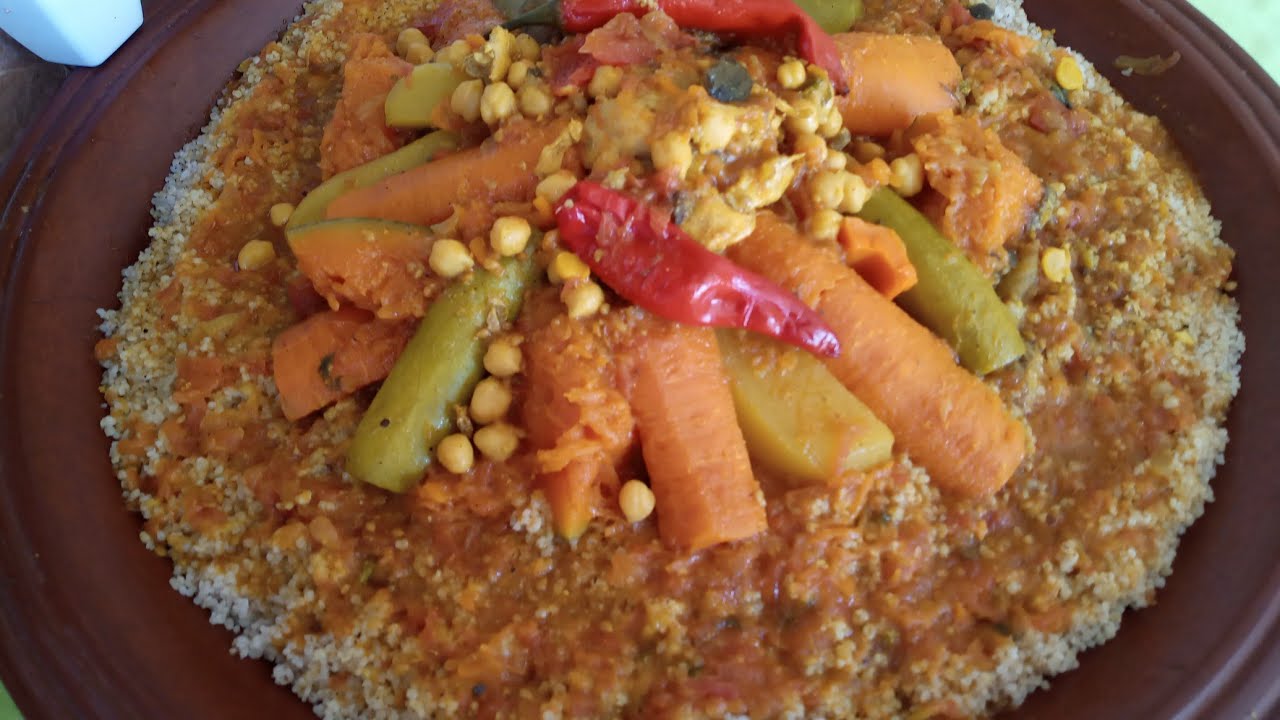 كيفية تحضير كسكس البلبولة ديال الشعير   خطوة بخطوة وخصوصا للمبتدءات تبعي الفيديو للاخير