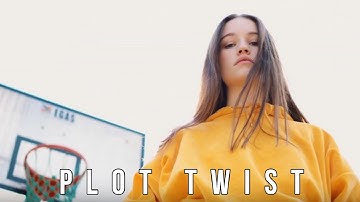 Sigrid - Plot Twist (Lyrics)