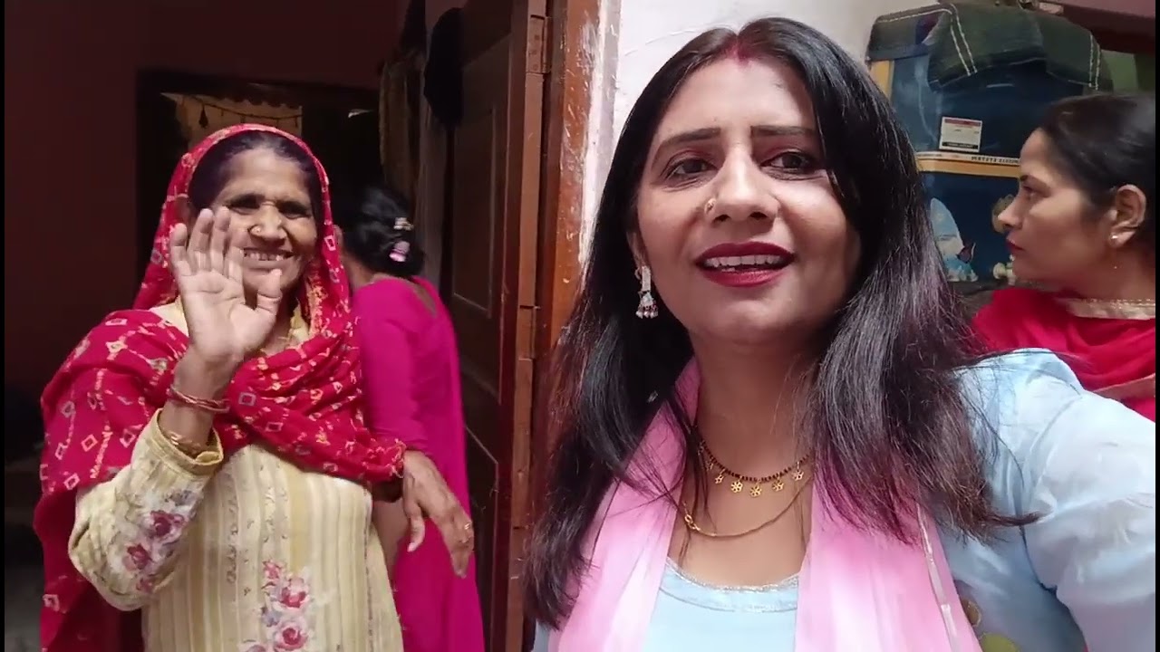 भंडारे में आ गई इतनी भीड़ की उठकर हलवाई के साथ बनानी पड़ी पुरिया 😱🙂 जय दादा बुढ़े की#trending #virl