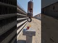 وقتی راننده جرثقیل هوس چای نبات می کنه ایمنی بار دکل    