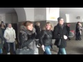 Массовка организовано выходит на "Антимайдан"