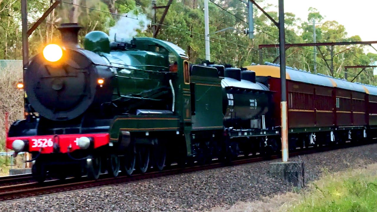 NSWGR 3526 NSWDR 4501 Ease Up As They Approach Gosford - THNSW Gosford 2025