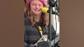 MUST-SEE LIVE BUSKING!