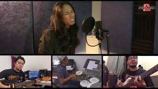 Video-Miniaturansicht von „Juwita - SALEEM | Pasya Cover | The Sandar Band #LockdownCollab“