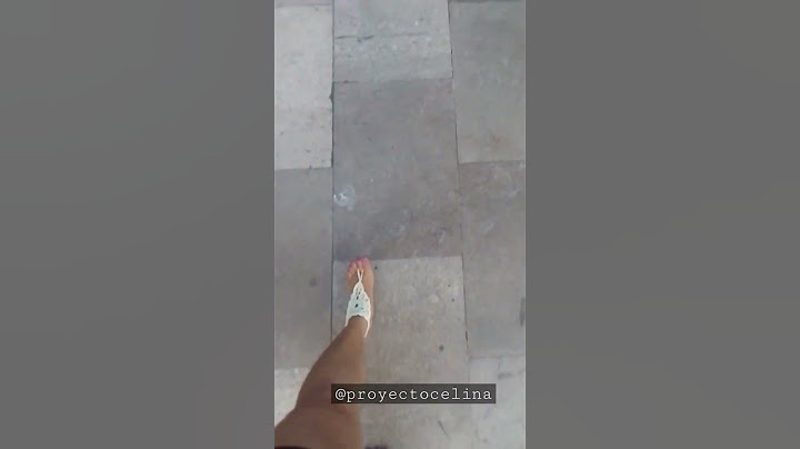 Walking #barefoot in Mexico City at Palacio de Bellas Artes #barefootlife #descalza