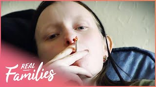 Teen Mums Learning to Look After Babies | Help I'm A Teen Mum | Real Families