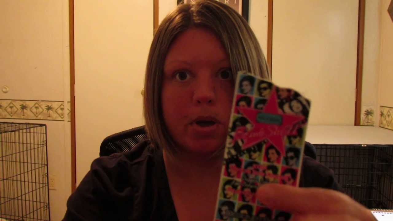 Tanning lotion review. Bomb Shell and Modern Bomb Shell.