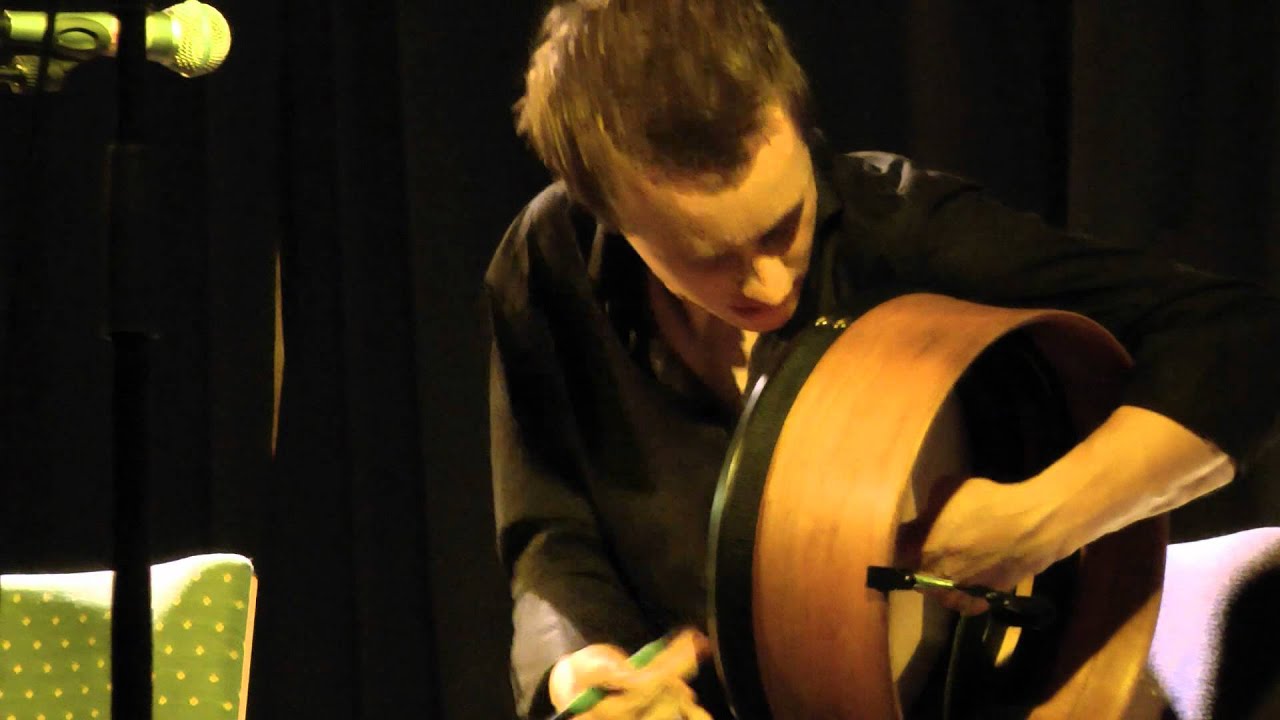 Beoga bodhrán solo (2011) YouTube