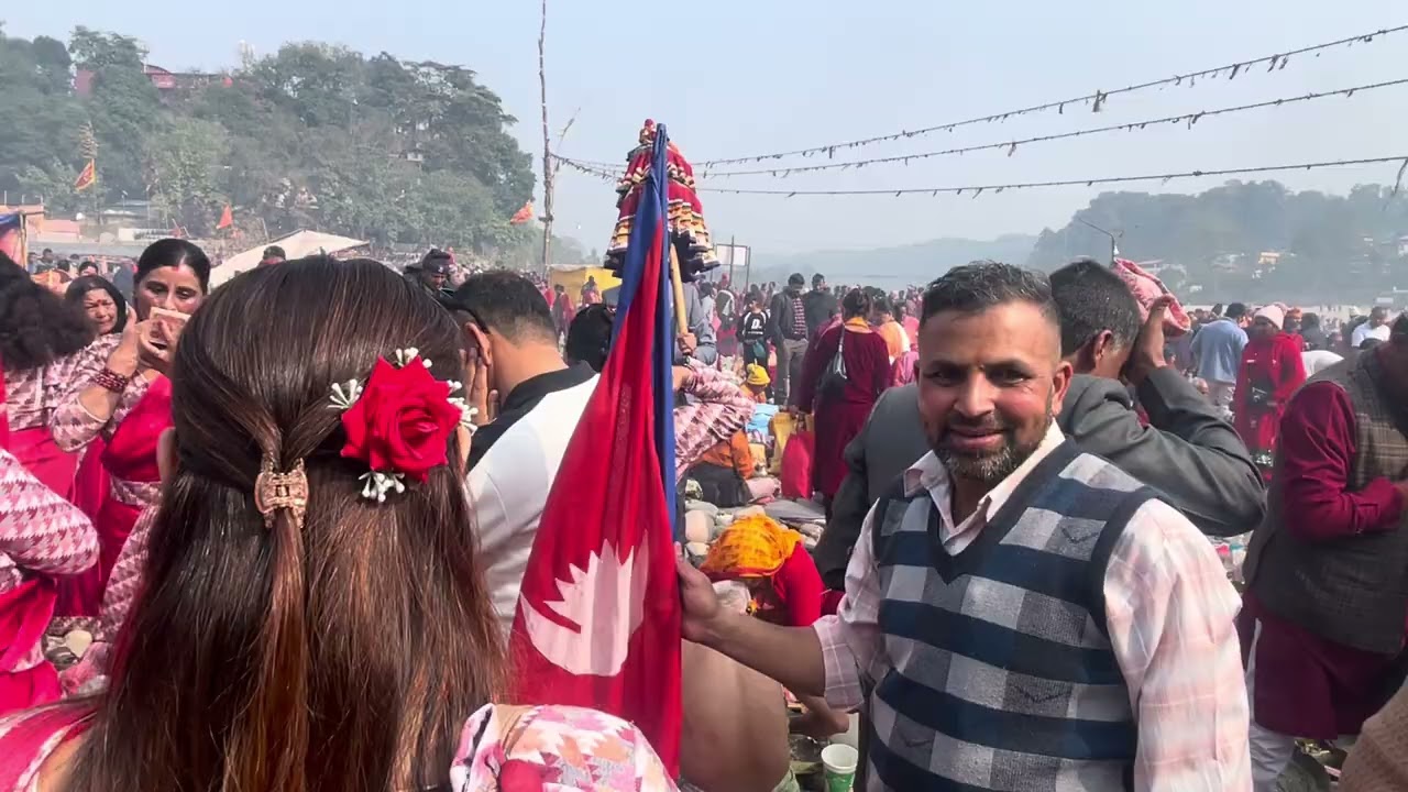 नेपाल देवघाट धाम हजारौका भिड।