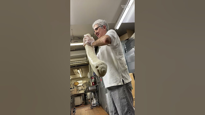How a Brooklyn-based #bakery makes 1,000 #Italian pastries a day. #sfogliatella