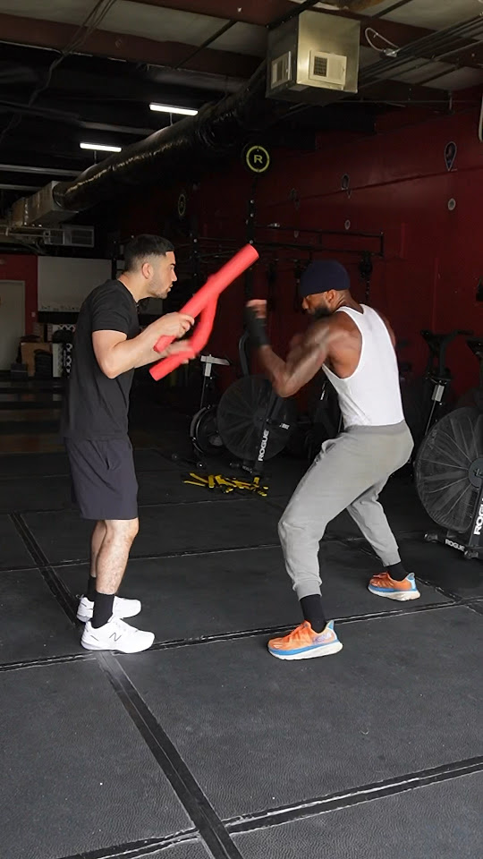 The Difference Between a Flurry and Power Combo in Boxing boxing 