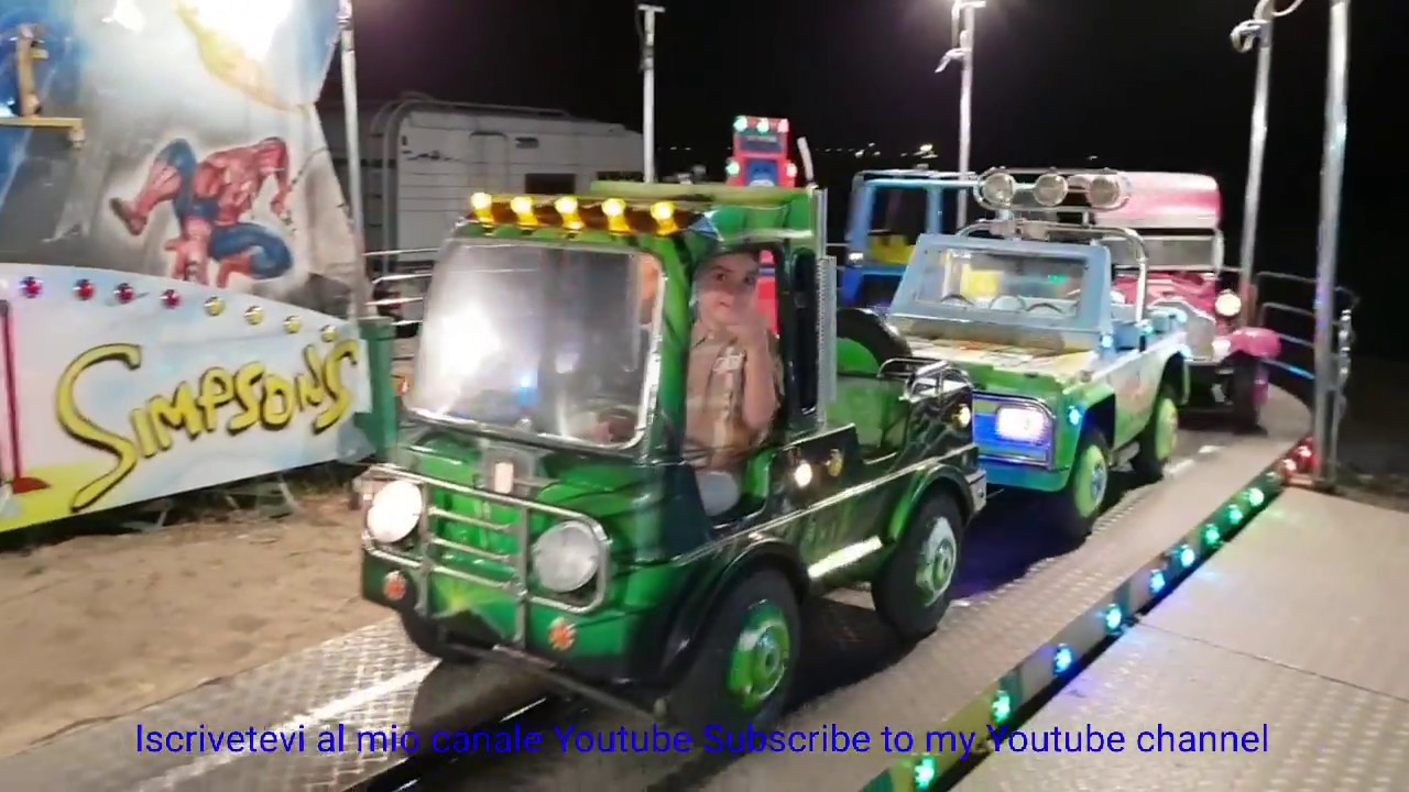 Giretto sul camioncino - giro alle giostre - video per bambini