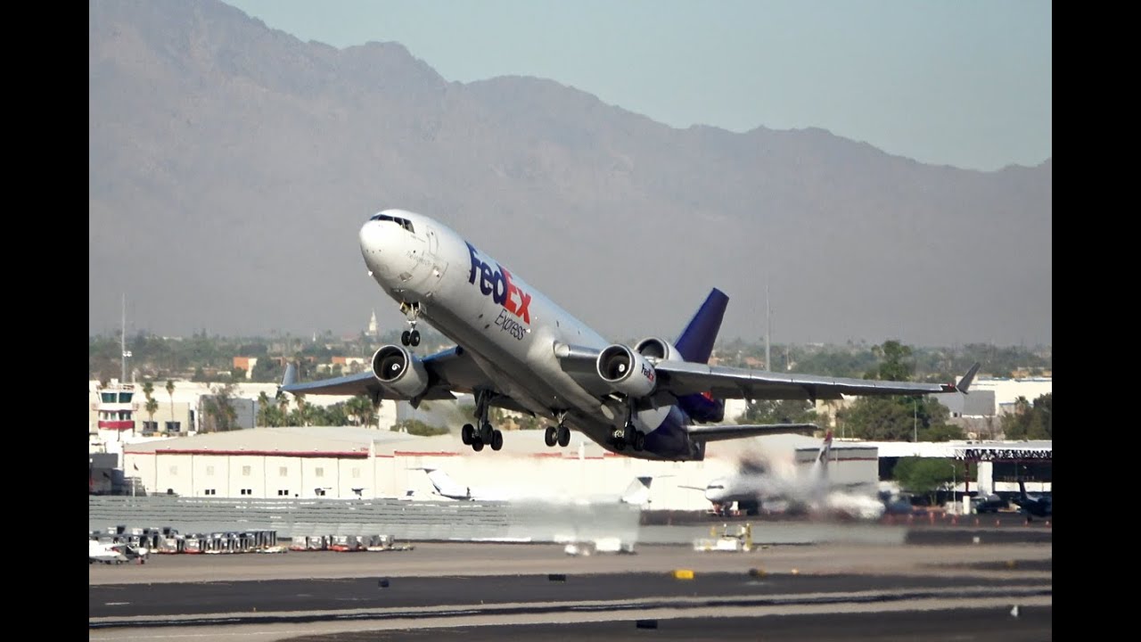 4K 16 Minutes of Plane Spotting at Phoenix Skyharbor Airport PHX