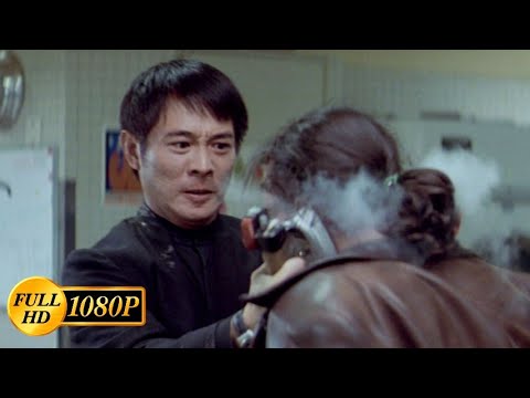Jet Li fights French police mercenaries in a hotel laundry / Kiss of the Dragon (2001)
