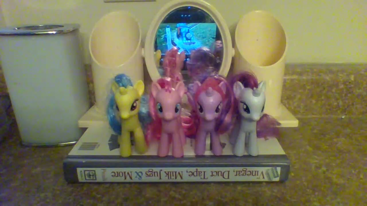 Twilight Sparkle, Pinkie Pie, Rarity and Lemon Hearts watch Chucklesome Trucks