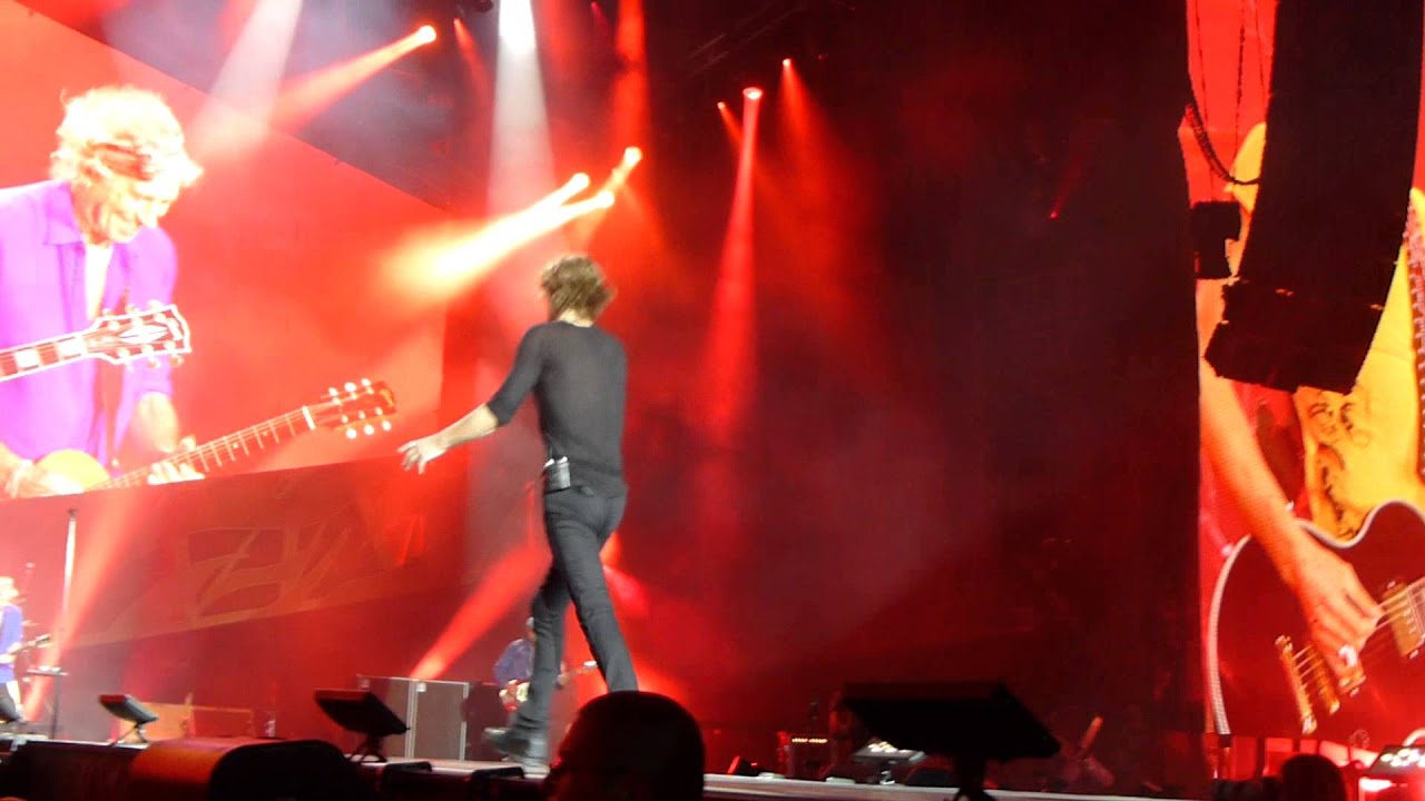 pin on concert videos