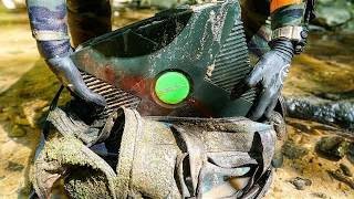 Found Lost Duffel Bag with Old Xbox Inside While Searching Shallow River for Interesting Finds!