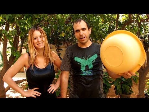 Ice Bucket Challenge: Μάνος Γρυπάρης - Χριστιάνα Θάνου