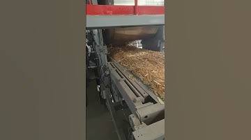The production process of OSB board#osb #woodchipper #machine #timber #wood