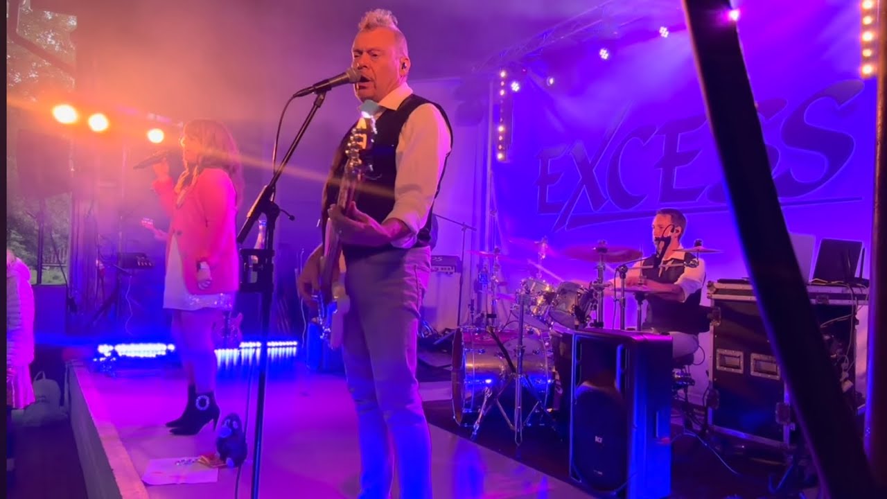 Excess turnédagbok - Fröjden nonstop med Jannez och Hågelbyparken.