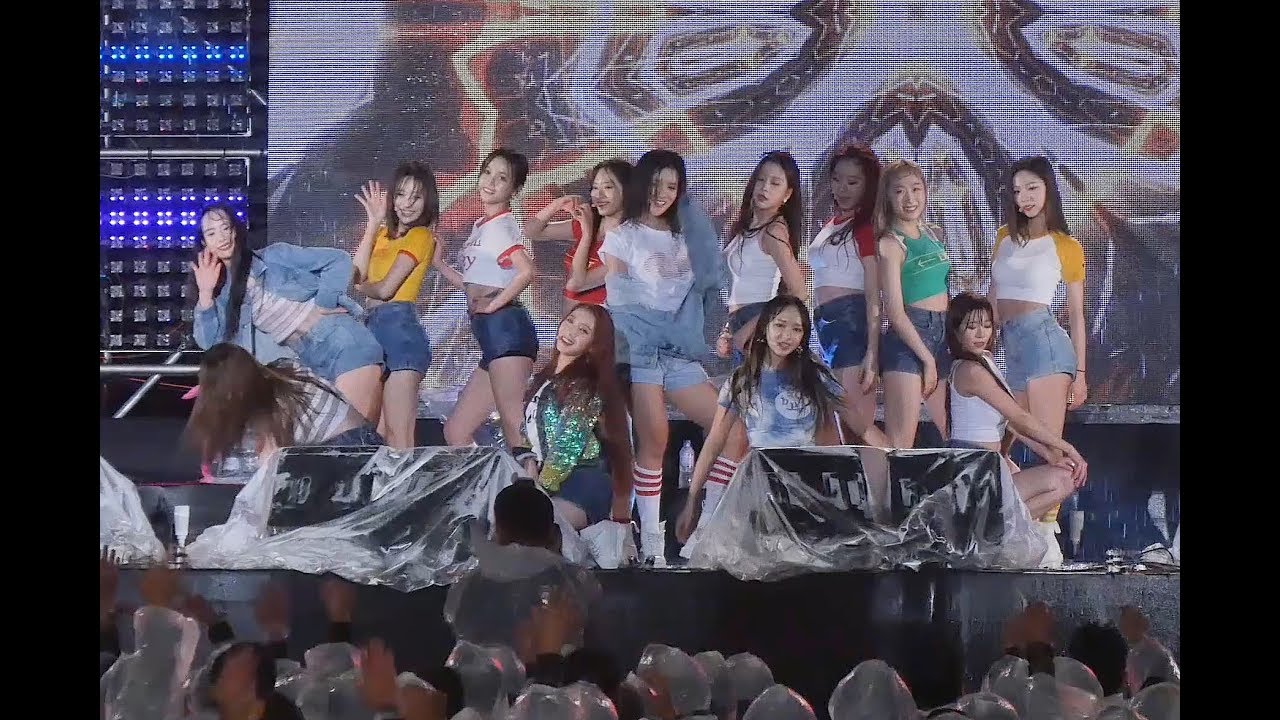 [4K] 171012 우주소녀 직캠 (WJSN) - Catch Me @아라가야 충무 음악회(함안 신병교육대)/Fancam By 쵸리(Chori)